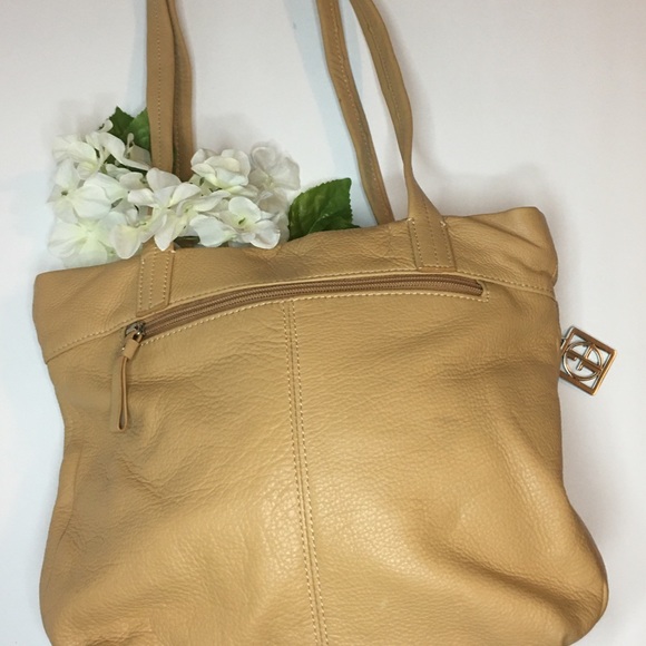 Genuine leather Giani Bernini Tan handbag - Picture 2 of 4